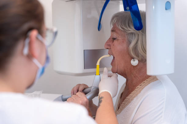 Best Emergency Dentist for Knocked-Out Tooth in St David, AZ